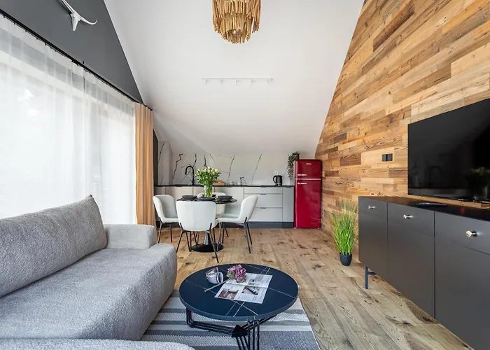 公寓 Obroncow Pokoju 14